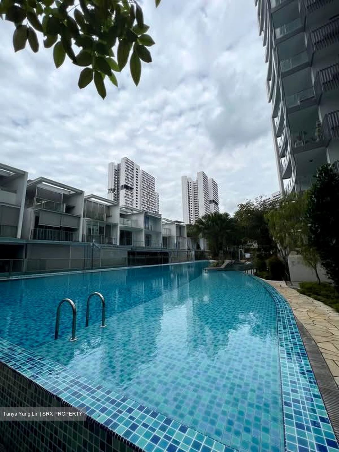 Eight Riversuites (D12), Condominium #592558421